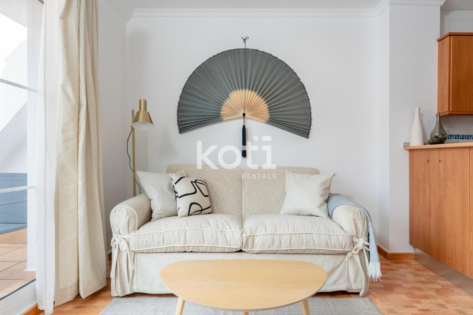 Koti Rentals - Sandy Beach Apartment Фуенхірола Екстер'єр фото