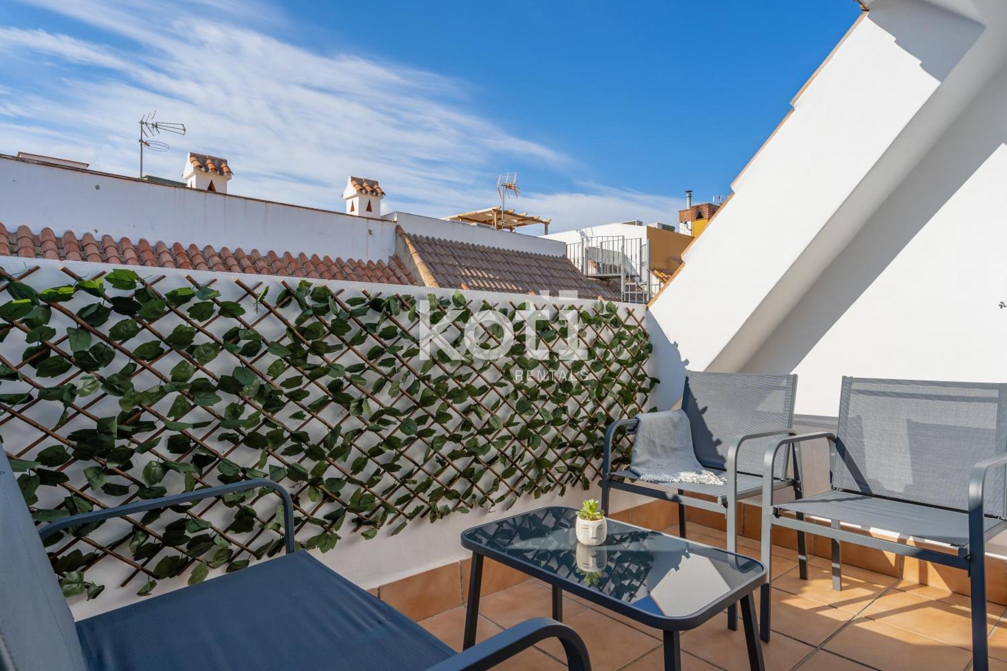 Koti Rentals - Sandy Beach Apartment Фуенхірола Екстер'єр фото