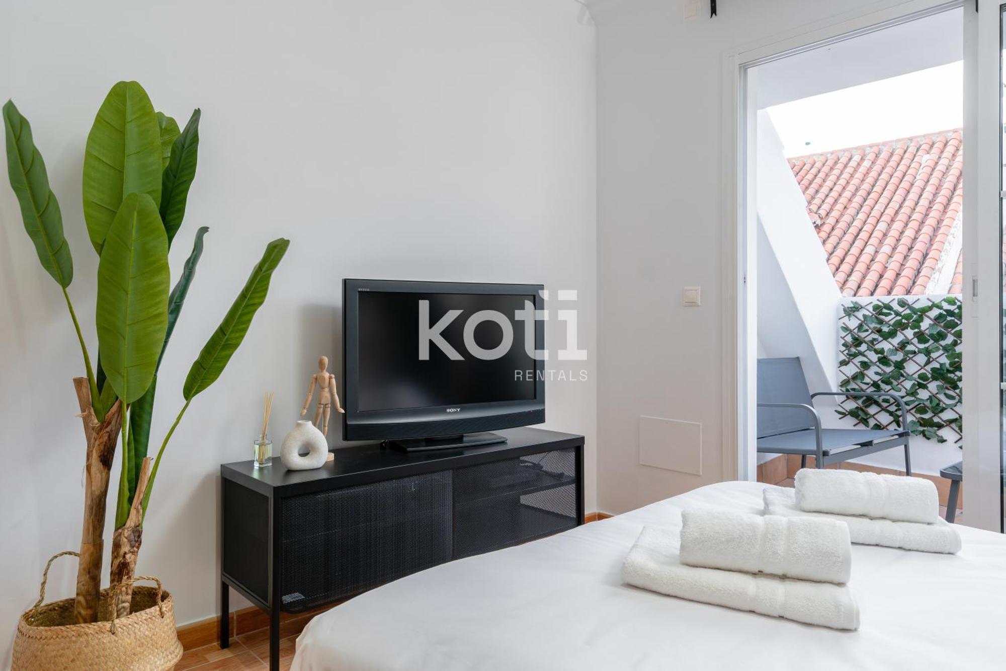 Koti Rentals - Sandy Beach Apartment Фуенхірола Екстер'єр фото