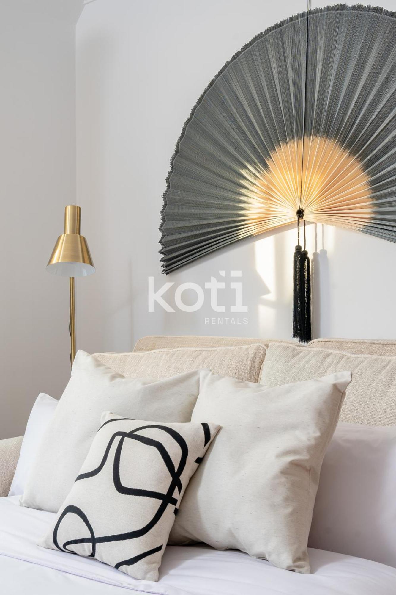Koti Rentals - Sandy Beach Apartment Фуенхірола Екстер'єр фото