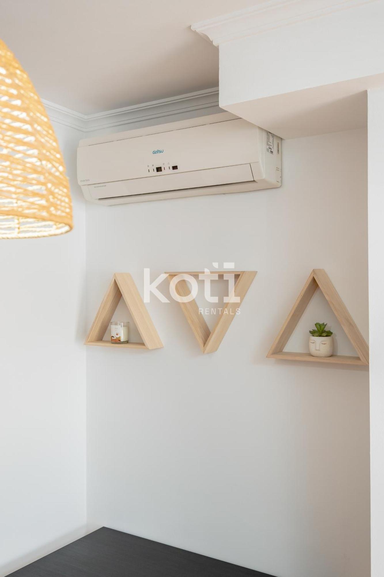 Koti Rentals - Sandy Beach Apartment Фуенхірола Екстер'єр фото